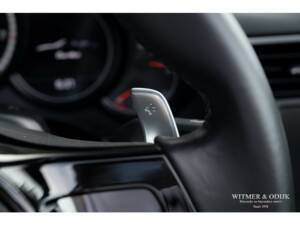 Image 25/47 of Porsche 911 Turbo (2014)