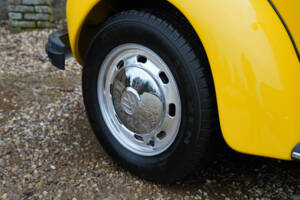 Image 30/50 of Volkswagen Coccinelle 1303 (1976)