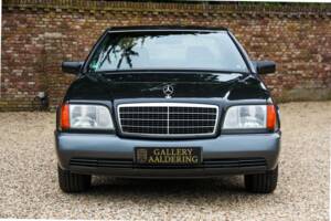 Bild 12/50 von Mercedes-Benz 400 SE (1991)