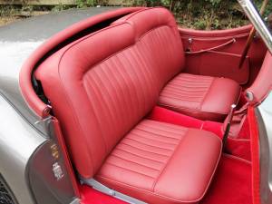 Afbeelding 12/14 van Jaguar XK 120 OTS (1952)