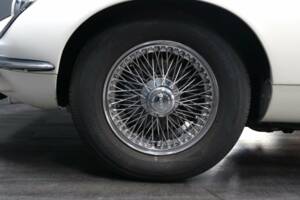 Image 46/49 de Jaguar Type E V12 (1974)