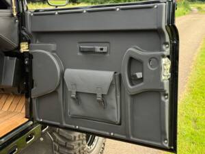 Bild 9/27 von Land Rover Defender 90 Td5 (1999)