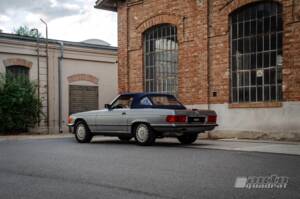Image 5/23 of Mercedes-Benz 560 SL (1988)