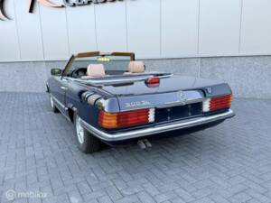 Image 7/22 de Mercedes-Benz 560 SL (1984)