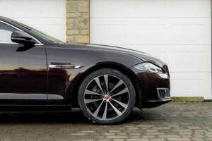 Bild 19/50 von Jaguar XJ 3.0 (2019)