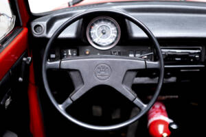 Image 38/42 of Volkswagen Beetle 1303 S (1973)