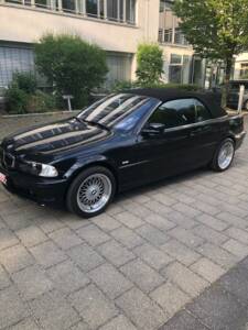 Imagen 2/23 de BMW 323Ci (2000)