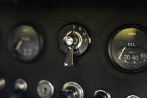 Image 40/50 de Jaguar Mk II 3.8 (1966)