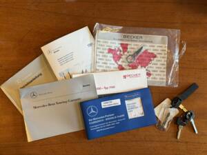 Bild 20/21 von Mercedes-Benz 190 E 1.8 (1990)