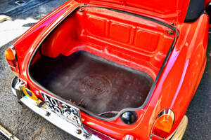 Image 11/25 of Alfa Romeo Giulia 1600 Spider (1962)
