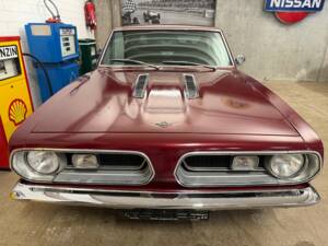 Image 4/18 de Plymouth Barracuda Fastback (1967)