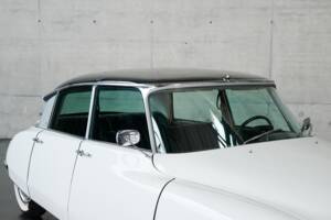 Bild 35/50 von Citroën DS 21 Pallas (1966)