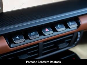 Bild 16/38 von Porsche 911 Turbo S (1900)
