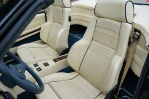Bild 48/50 von Aston Martin V8 Zagato Vantage Volante (1990)