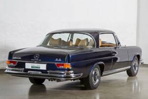 Imagen 16/34 de Mercedes-Benz 280 SE 3,5 (1969)