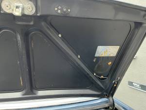 Image 12/37 de Mercedes-Benz 450 SL (1979)