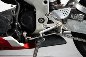 Bild 24/44 von Honda DUMMY (1999)