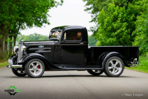 Image 26/54 of Chevrolet Standard (1936)