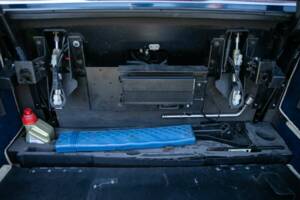 Image 41/50 of Bentley Azure Mulliner (1996)