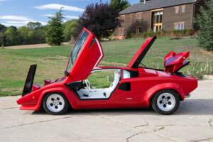 Afbeelding 15/47 van Lamborghini Countach LP 500 S (1983)