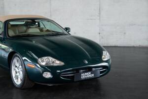 Bild 18/50 von Jaguar XK8 4.0 (2002)