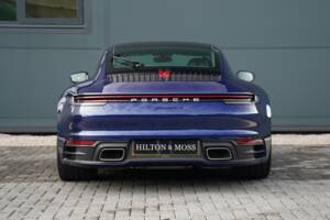 Bild 8/50 von Porsche 911 Carrera 4 GTS (2022)