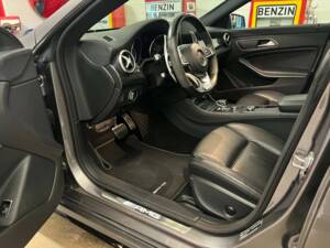 Bild 6/16 von Mercedes-AMG CLA 45 Shooting Brake (2019)