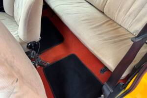 Image 19/34 of Renault R 5 Alpine Turbo (1981)