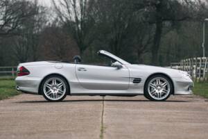 Image 5/7 of Mercedes-Benz SL 55 AMG (2004)