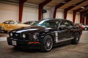 Image 2/49 of Ford Mustang GT (2006)