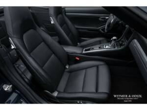 Image 6/29 of Porsche 911 Carrera S (2012)