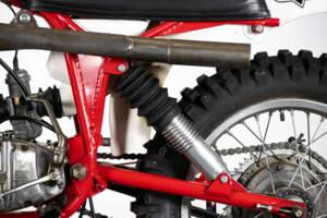 Image 18/50 of CZ 250 (1977)