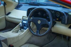 Image 3/50 of Lotus Esprit SE (1992)