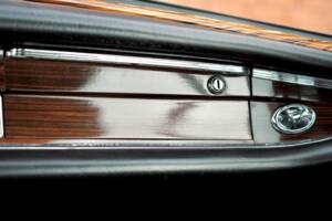 Immagine 68/84 di Mercedes-Benz 280 SE 3,5 (1970)
