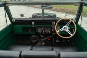 Bild 35/50 von Land Rover 88 (1978)