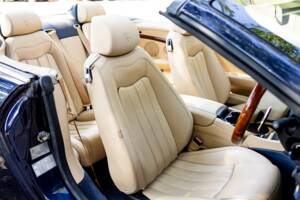 Bild 29/36 von Maserati GranCabrio 4.7 (2010)