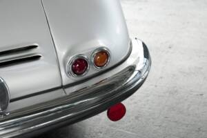 Image 41/50 of Tatra T 87 (1949)