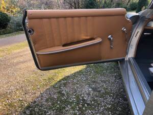 Image 31/46 of Mercedes-Benz 190 SL (1955)