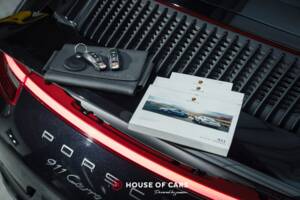 Bild 24/24 von Porsche 911 Carrera 4 GTS (2017)