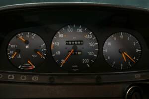 Bild 23/49 von Mercedes-Benz 250 lang (1985)