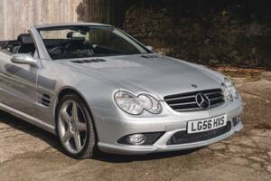 Image 38/50 de Mercedes-Benz SL 55 AMG (2006)