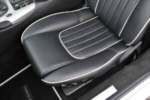 Immagine 22/33 di Aston Martin DB 7 (1999)