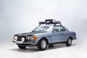 Imagen 4/29 de Mercedes-Benz 280 CE (1977)
