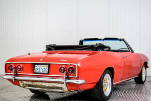 Image 6/50 of Chevrolet Corvair Monza Convertible (1966)