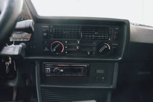 Bild 32/40 von BMW 633 CSi (1984)