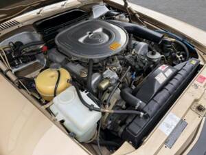 Obraz 43/50 pojazdu Mercedes-Benz 380 SL (1983)