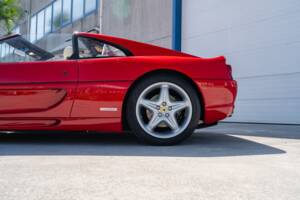 Bild 14/100 von Ferrari F 355 F1 GTS (1998)