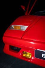 Immagine 8/34 di Lamborghini Countach 25th Anniversary (1989)