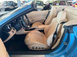 Immagine 13/42 di Ferrari California (2011)