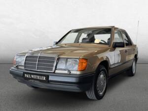 Bild 1/22 von Mercedes-Benz 300 E 4-Matic (1988)